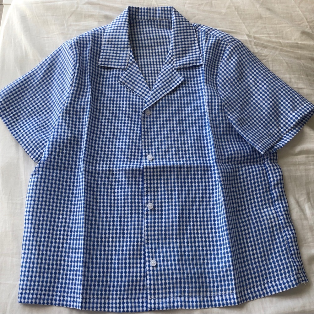 blue blouse